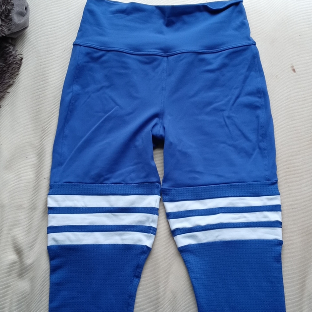 Bombshell Sportswear “Thigh-Highs”  Legging sz L